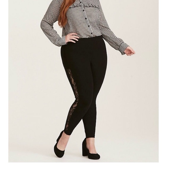 Torrid Blouse Black and White sheer gingham Ruffled Shirt - Picture 5 of 9